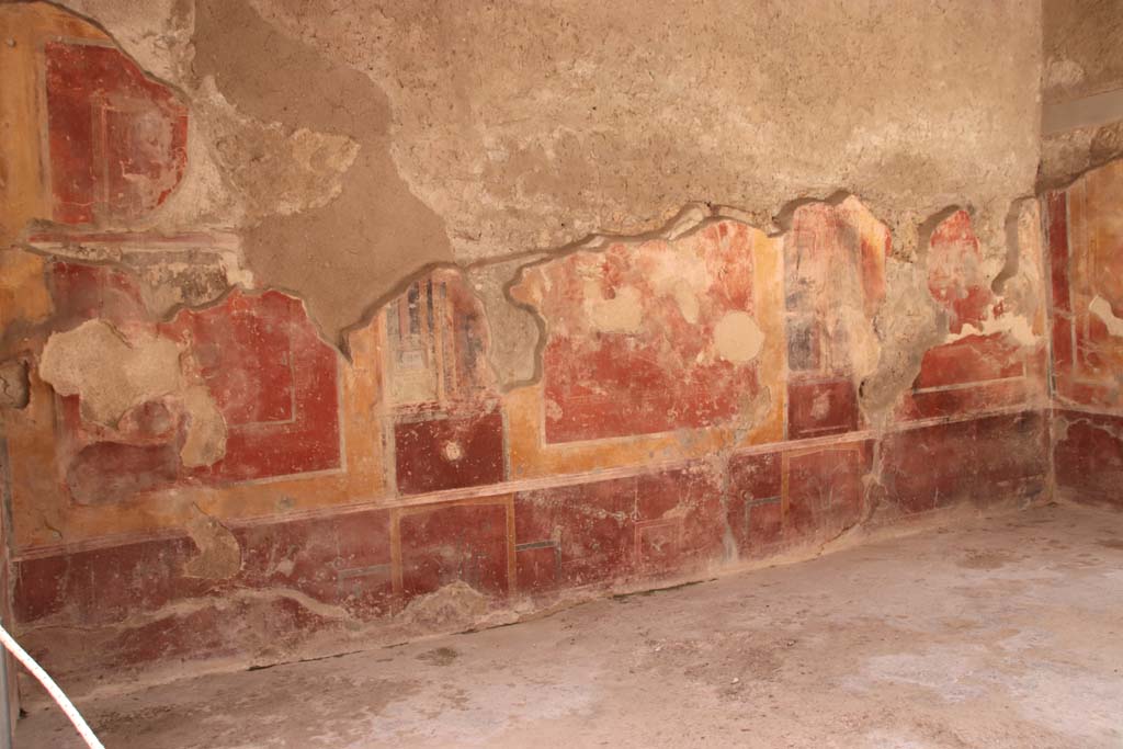 I.7.3 Pompeii. September 2019. Looking towards east wall of atrium. Photo courtesy of Klaus Heese.