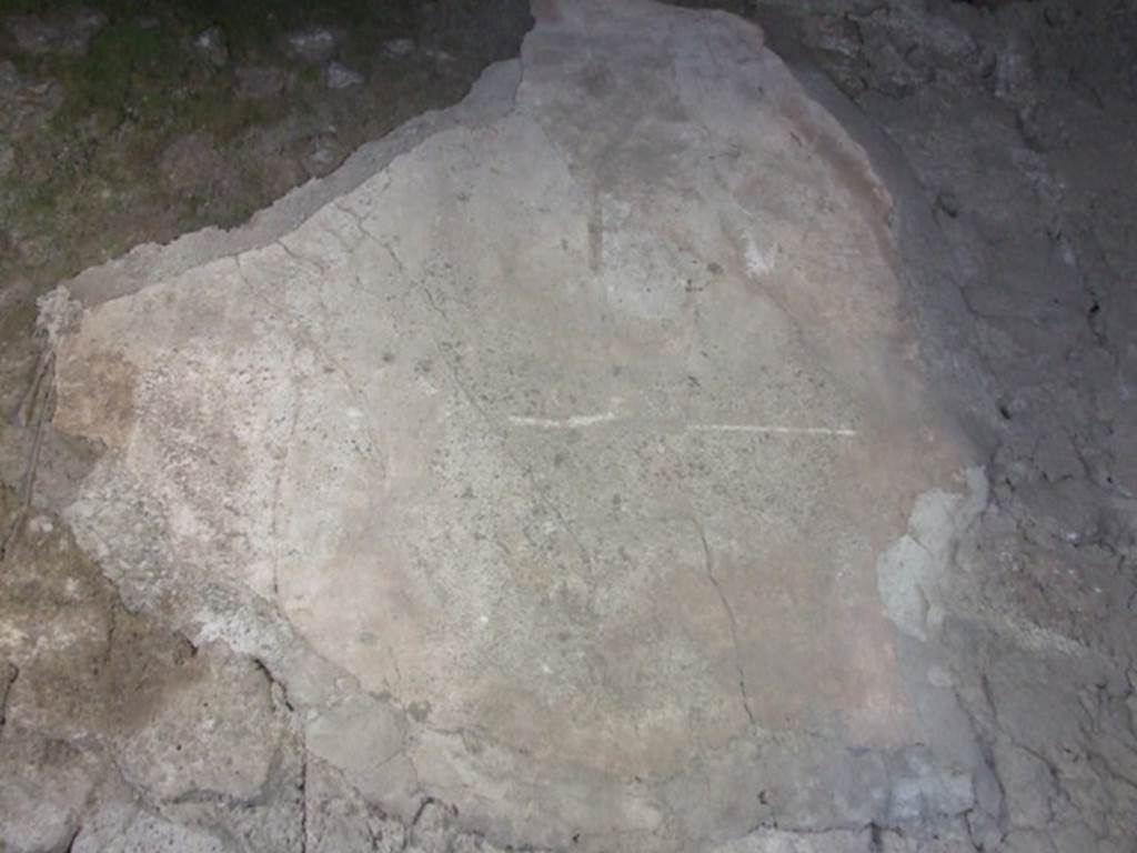 I.7.4 Pompeii. December 2007.Remains of plaster in small room in north-west corner.  