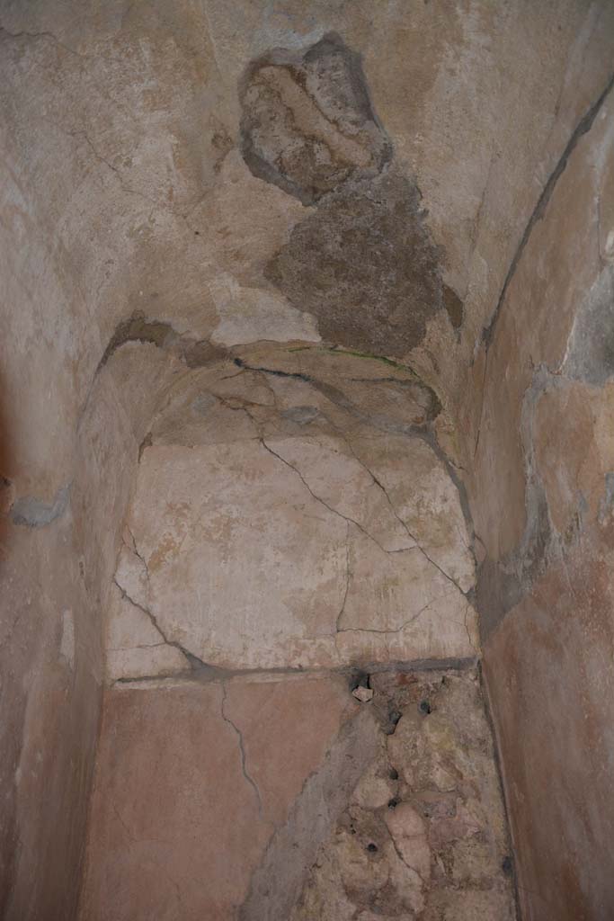 I.7.7 Pompeii. October 2019. 
Upper wall and arched ceiling of small room to north of pseudoperistyle, in north-east corner.
Foto Annette Haug, ERC Grant 681269 DÉCOR
