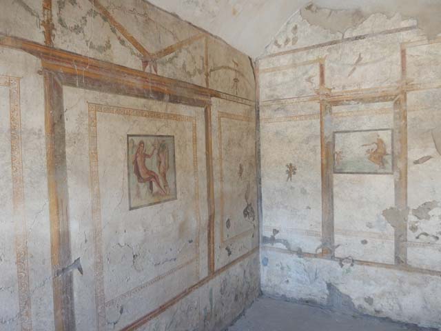 I.7.11 Pompeii. March 2012.  Looking west into south-west corner of bedroom on west side of atrium. Photo courtesy of Marina Fuxa.
