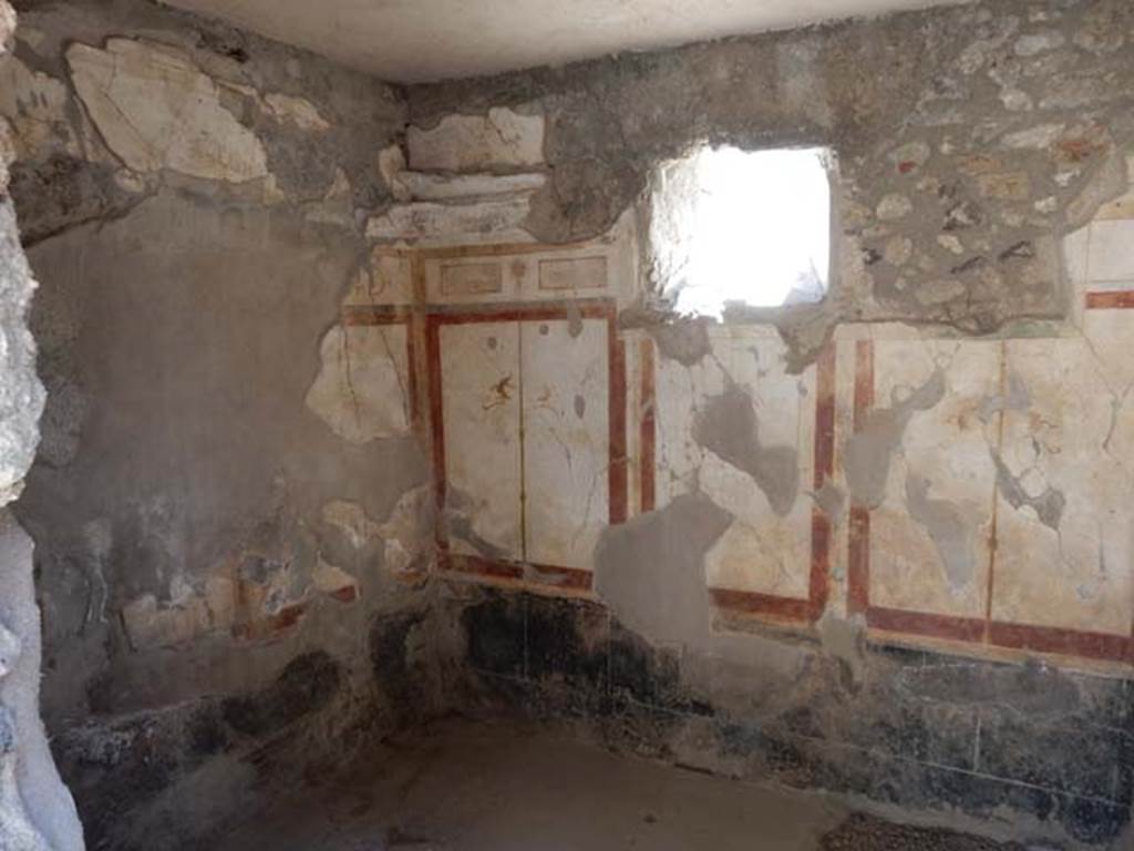 I.7.19 Pompeii. May 2017. 
Looking through doorway towards south-west corner and west wall of cubiculum in south-west corner of atrium. Photo courtesy of Buzz Ferebee.


