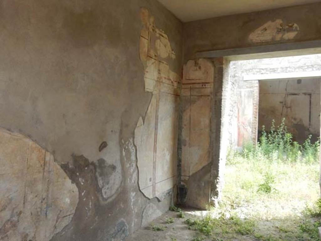 I.7.18 Pompeii. May 2017. North-east corner of entrance room. Photo courtesy of Buzz Ferebee.