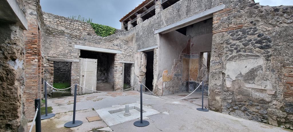 I.7.19 Pompeii. May 2017. Doorways to rooms in north-west corner of atrium. Photo courtesy of Buzz Ferebee.
