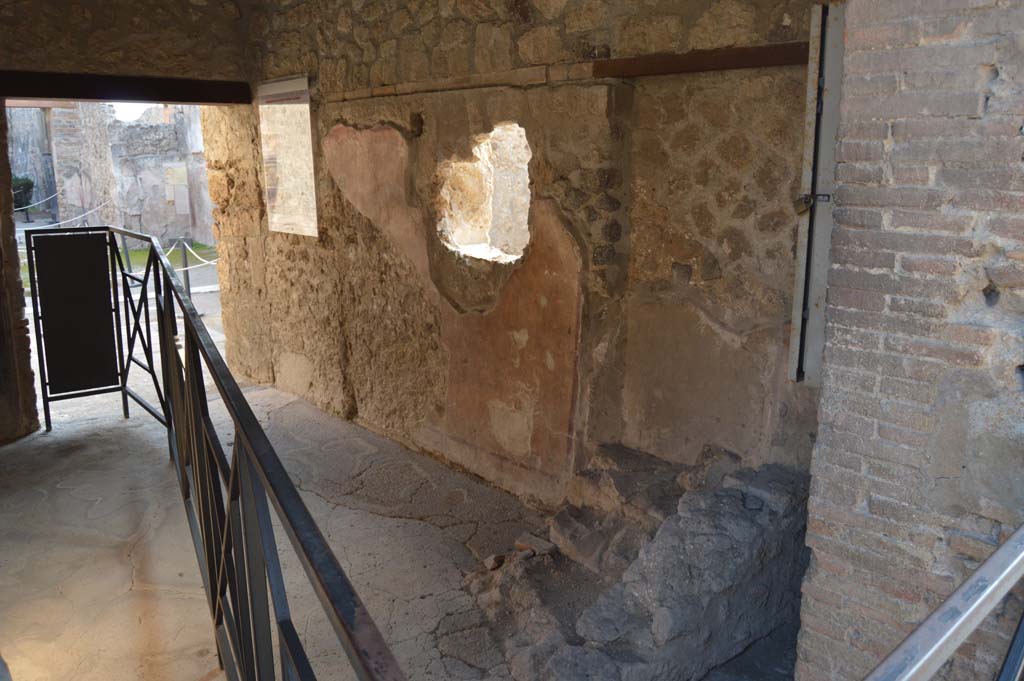 I.8.8 Pompeii. July 2021. Looking south through doorway from bar room towards oecus, atrium and dwelling.
Foto Annette Haug, ERC Grant 681269 DÉCOR.
