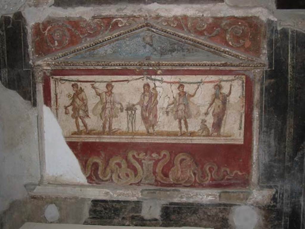 I.8.8 Pompeii. October 2017. South wall above lararium, detail of remaining wall decoration.
Foto Taylor Lauritsen, ERC Grant 681269 DÉCOR.

