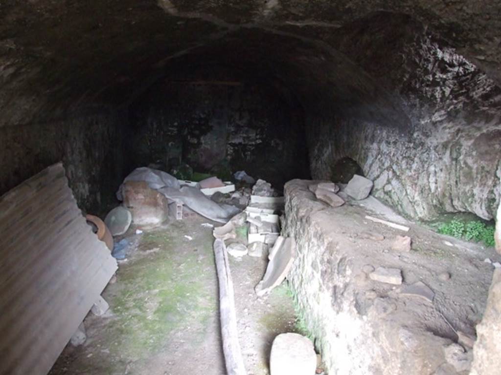 I.8.10 Pompeii. October 2017. Looking north across kitchen.
Foto Taylor Lauritsen, ERC Grant 681269 DÉCOR.

