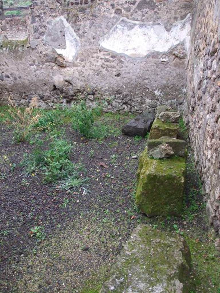 I.8.14 Pompeii. December 2007.  Room 1.  Atrium floor.