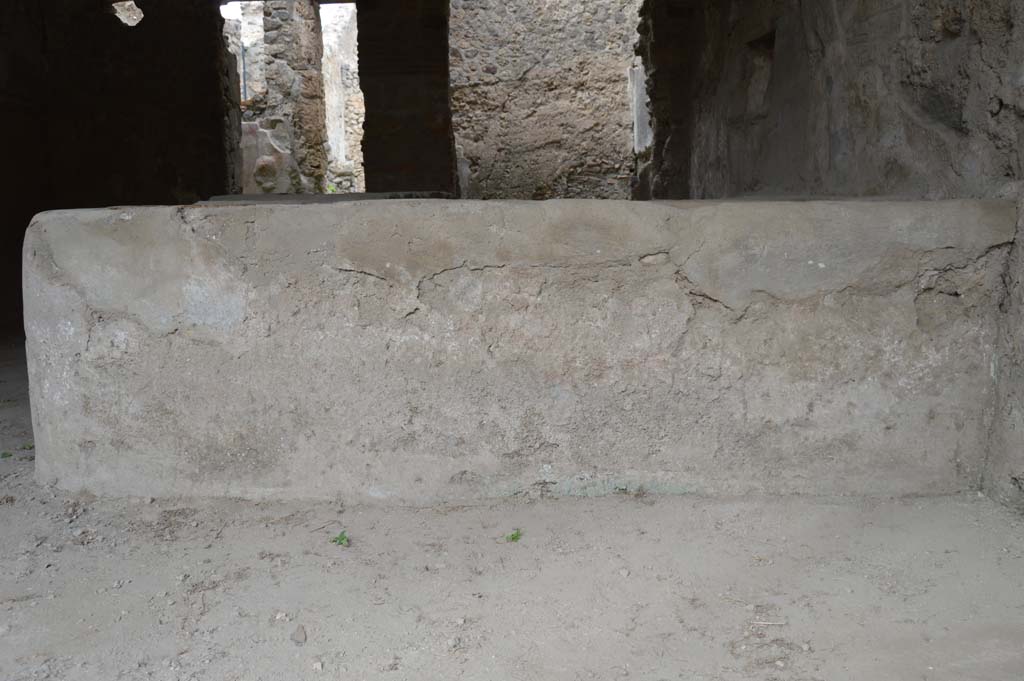 I.8.15 Pompeii. June 2005. Looking north to entrance doorway. Photo courtesy of Nicolas Monteix