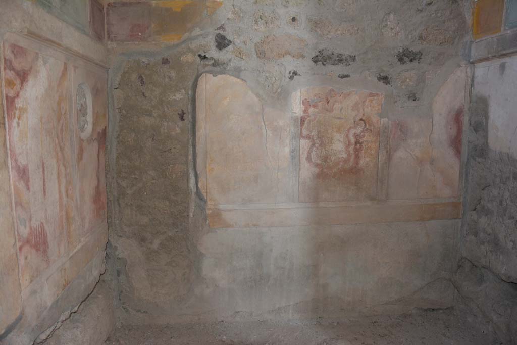 I.8.17 Pompeii. October 2019. Room 15, looking north in alcove. 
Foto Annette Haug, ERC Grant 681269 DCOR.

