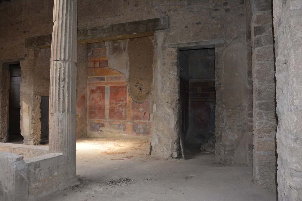 I.8.17 Pompeii. March 2019. Room 3, atrium, looking north across impluvium. 
Foto Annette Haug, ERC Grant 681269 DCOR.
