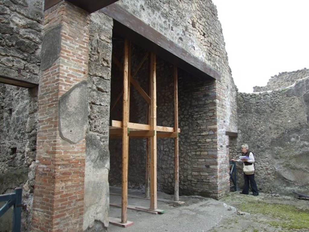 I.9.1 Pompeii. March 2009. Room 7, tablinum, looking south-west from atrium. 

