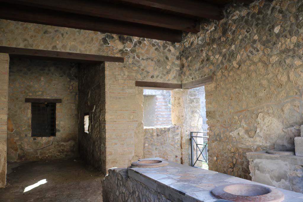 I.9.4 Pompeii. December 2018. Looking south towards rear room and south wall. Photo courtesy of Aude Durand.