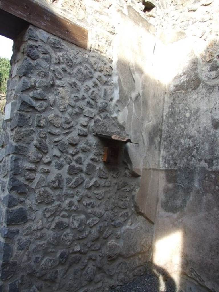 I.9.6 Pompeii. December 2007. North wall in north-east corner.  