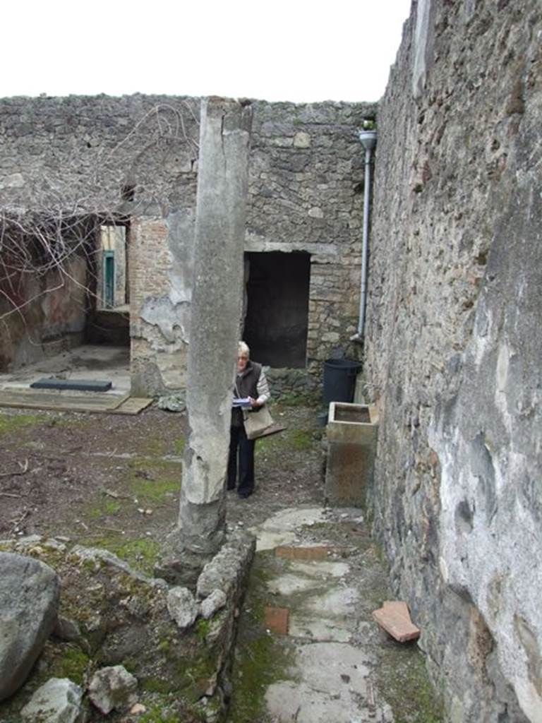 I.9.14 Pompeii. March 2009.  Room 2.  Lower garden area at south end.