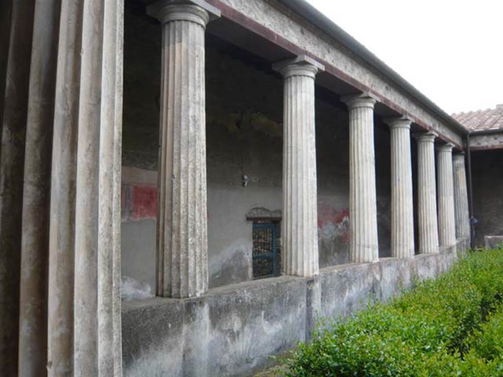 I.10.4 Pompeii. September 2021. Looking north along west portico. Photo courtesy of Klaus Heese.