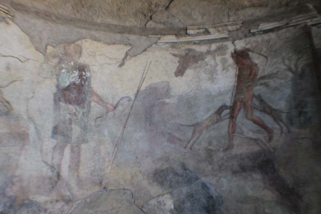 I.10.4 Pompeii. September 2021. Alcove 22, detail from upper left. Photo courtesy of Klaus Heese.