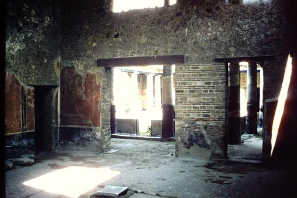 I.10.11 Pompeii. 1959. Room 2, looking east across atrium.  Photo by Stanley A. Jashemski.
Source: The Wilhelmina and Stanley A. Jashemski archive in the University of Maryland Library, Special Collections (See collection page) and made available under the Creative Commons Attribution-Non Commercial License v.4. See Licence and use details.
J59f0130
