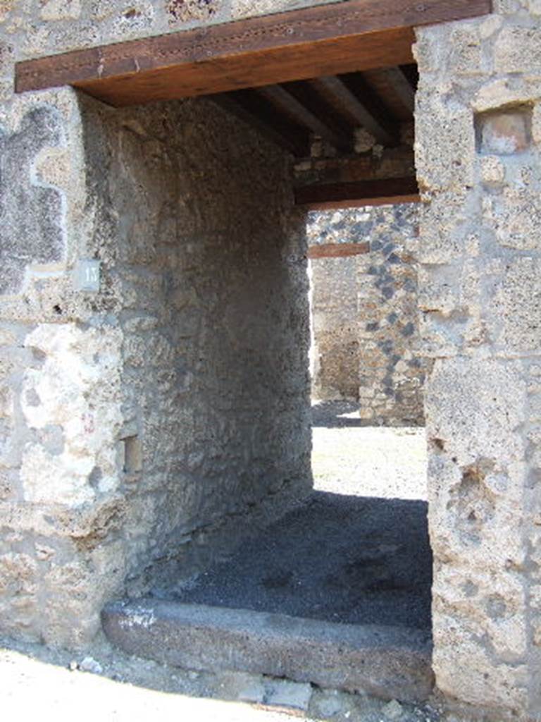 I.11.13 Pompeii. September 2005. Entrance doorway.