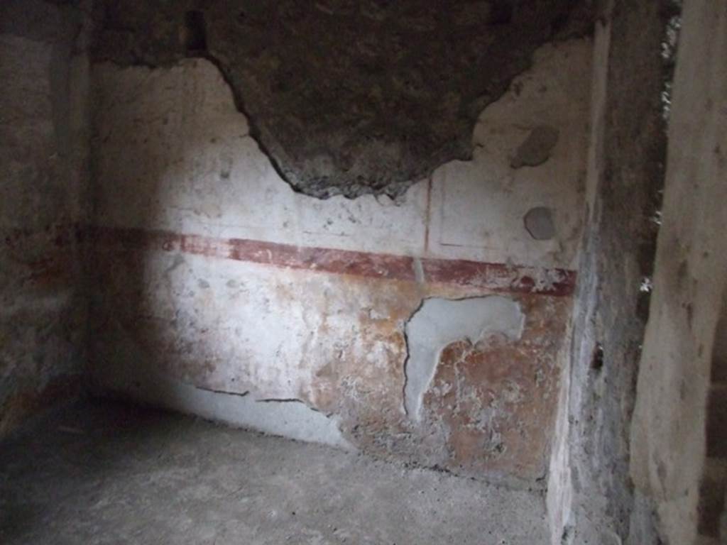 I.11.17 Pompeii.  December 2007. Room 4, looking south into room off of corridor.

