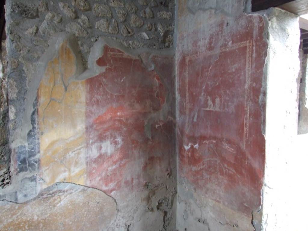 I.12.11 Pompeii.   December 2007.  Triclinium on the west side of the tablinum area. 