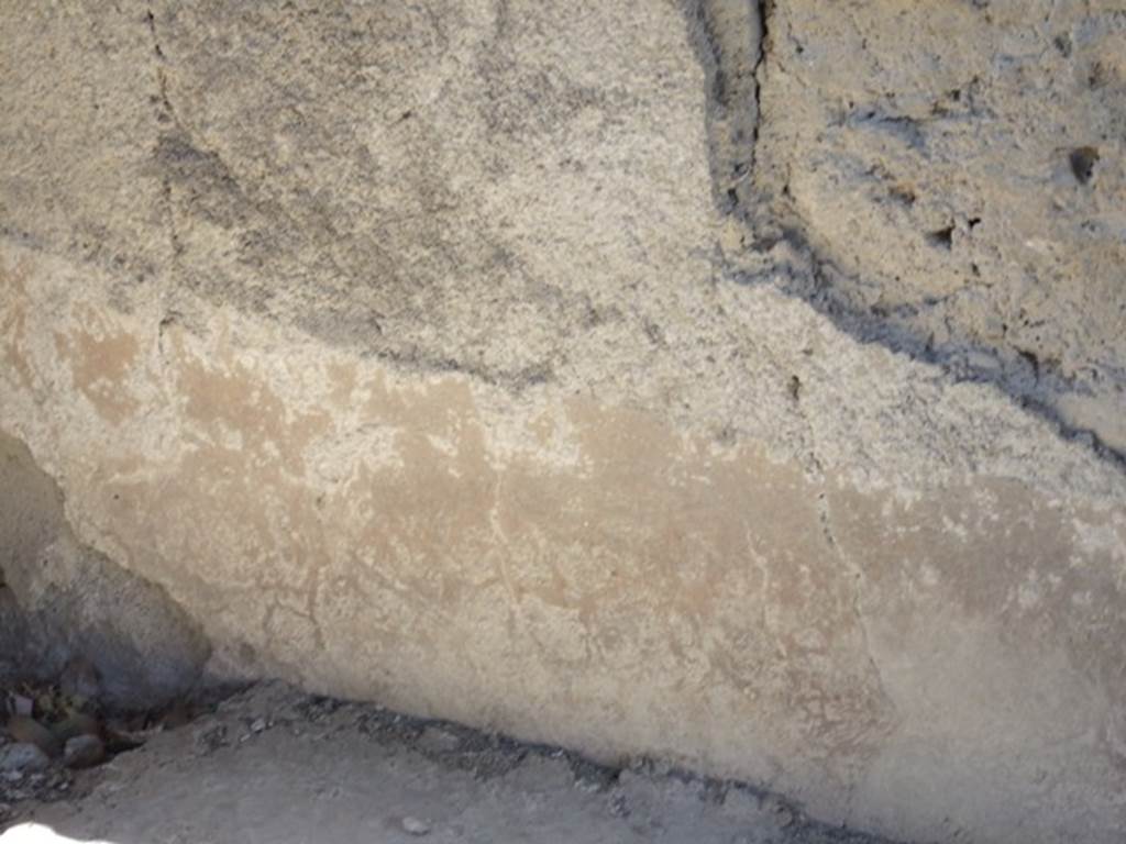 I.12.15 Pompeii.  March 2009.  Room 5.  South west corner, detail of remains of wall plaster.