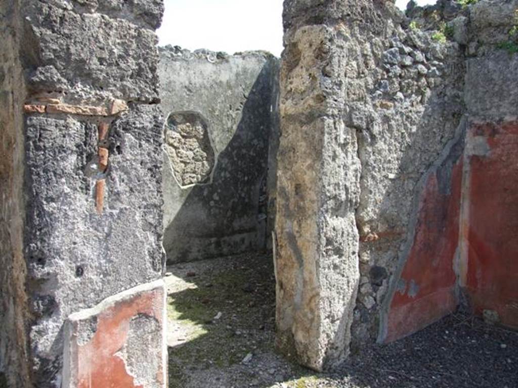 I.12.16 Pompeii.  March 2009.  Doorway to room 6 in south east corner of atrium.