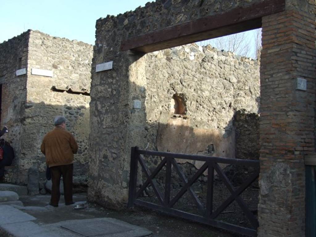 I.13.5 Pompeii. December 2007. Entrance.