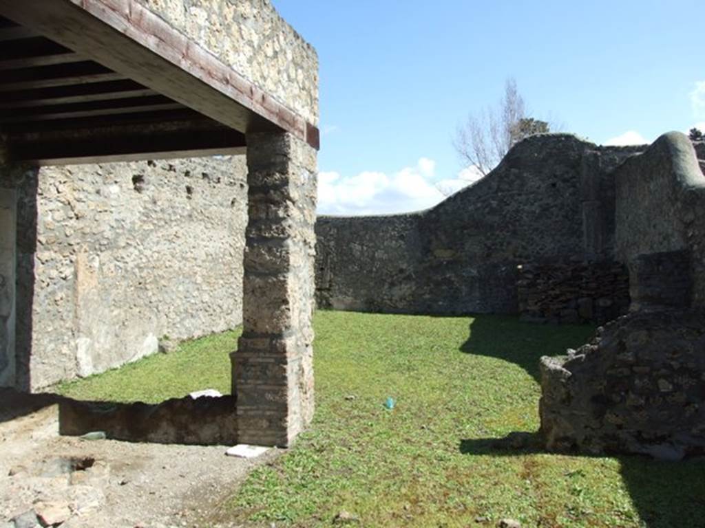 I.13.16 Pompeii.  March 2009. Looking east across garden area.