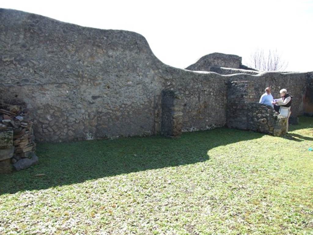 I.13.16 Pompeii.  March 2009.  Looking south west across garden area, where there used to be rooms .