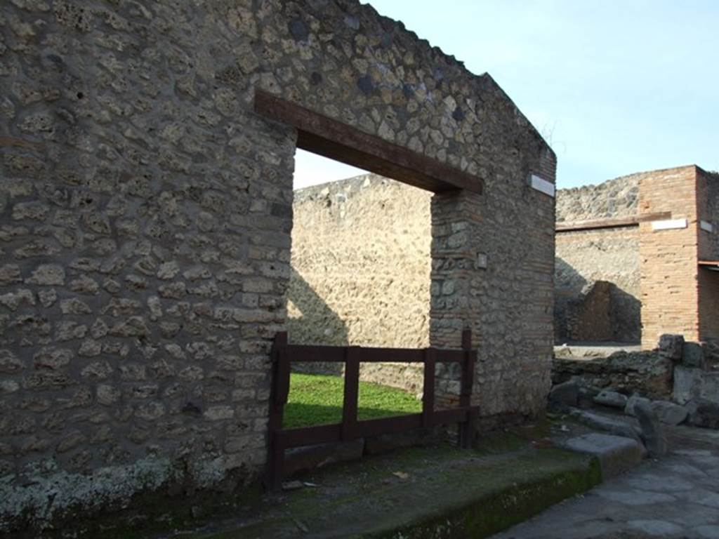 I.14.5 Pompeii. December 2007.  Entrance on Via di Nocera.