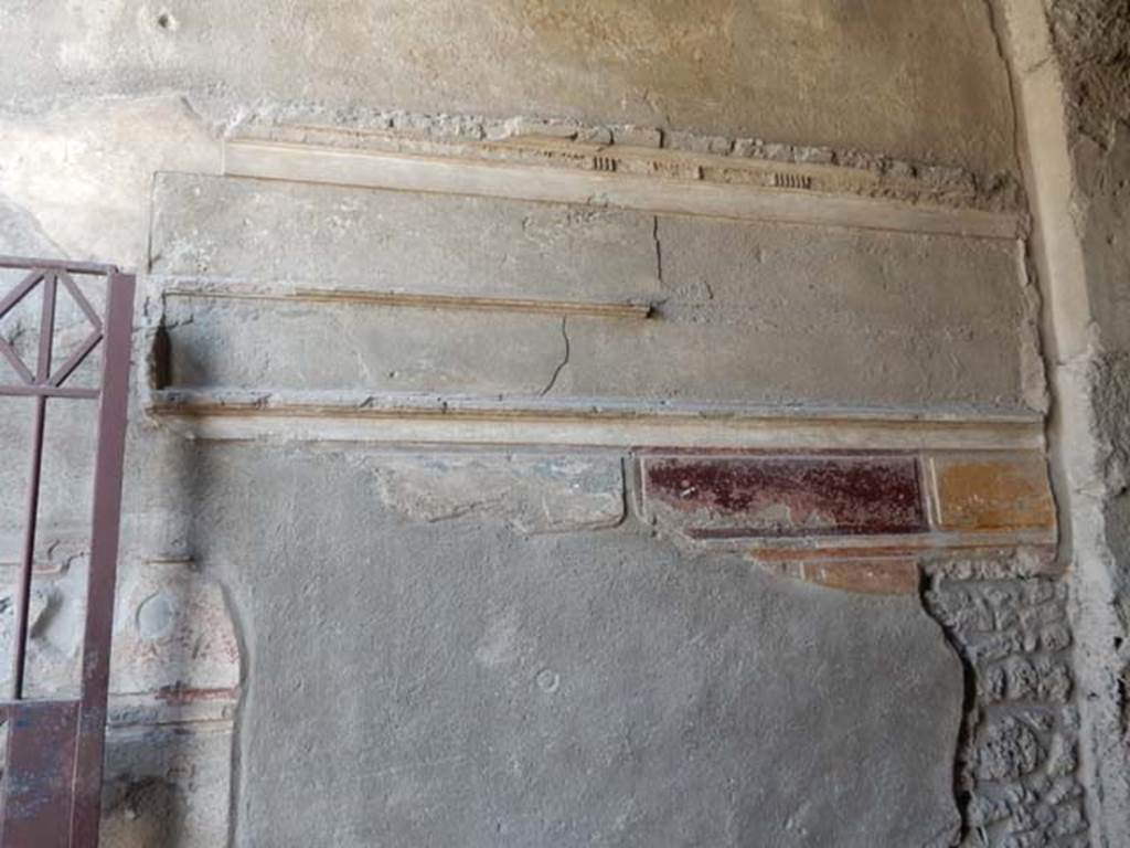 I.15.3 Pompeii. May 2015. Room 5. Entrance vestibule, east side. Photo courtesy of Buzz Ferebee.