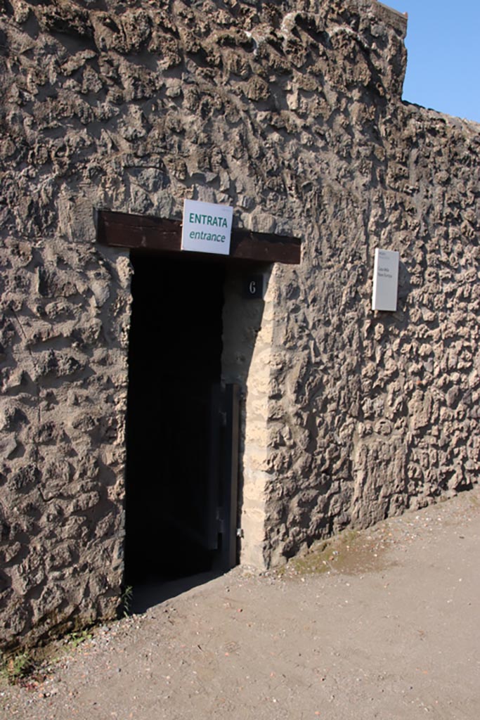 I.15.6 Pompeii. October 2022. Entrance doorway. Photo courtesy of Klaus Heese.