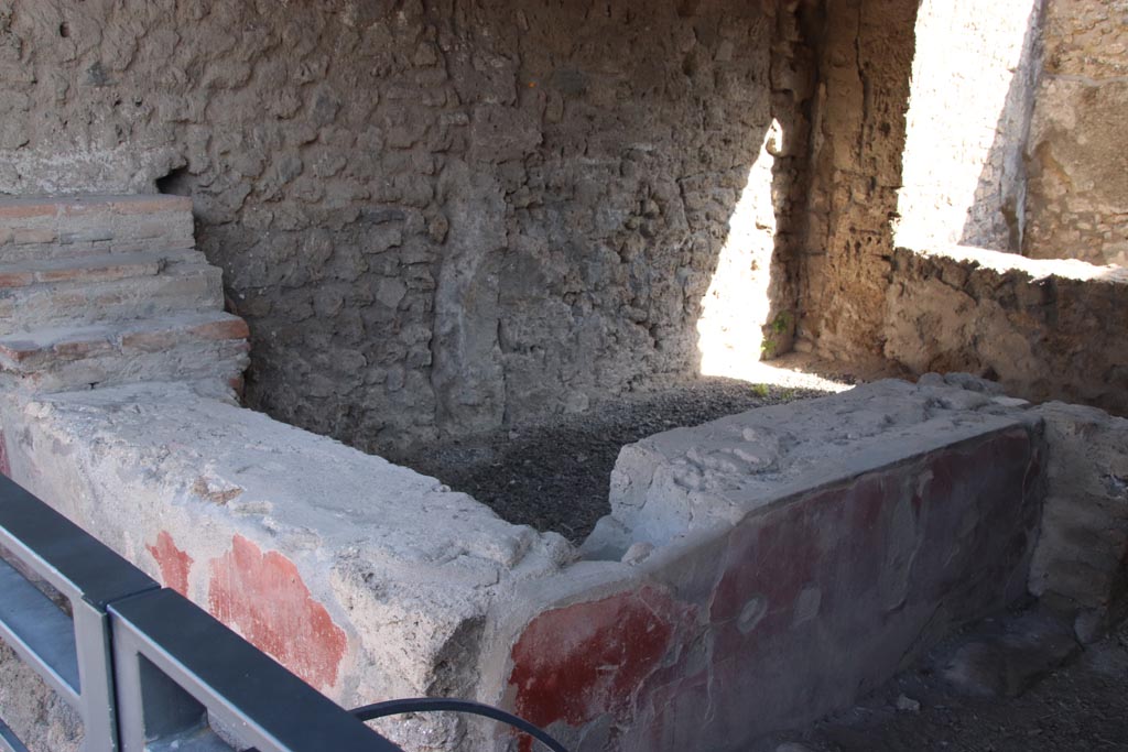 II.1.1 Pompeii. October 2023. Looking south-east across two-sided counter. Photo courtesy of Klaus Heese.