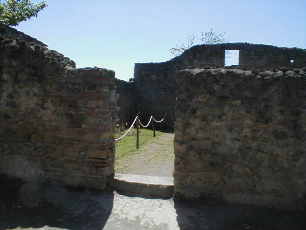 II.1.7 Pompeii. May 2005. Entrance doorway.