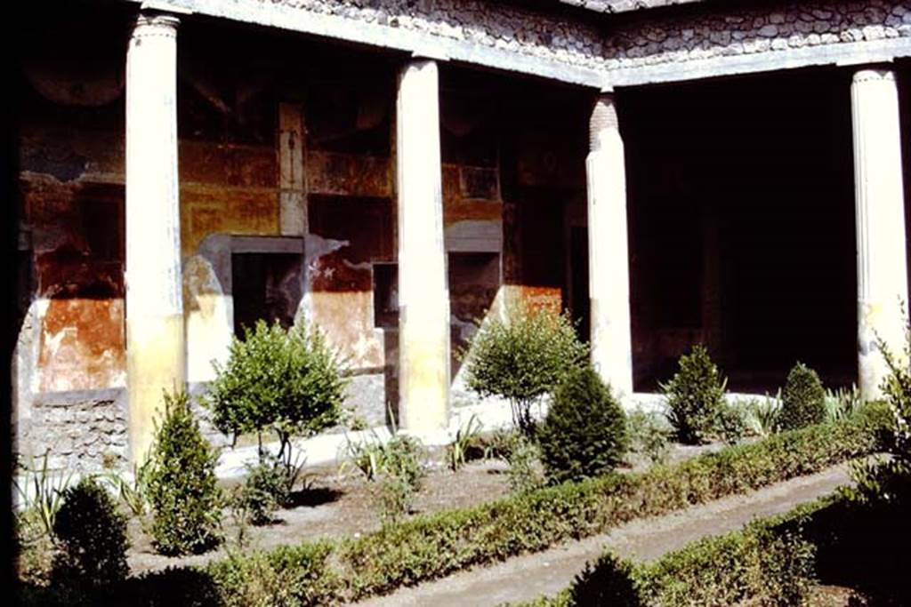 II.3.3 Pompeii. 1971. Looking towards north-west corner of garden area. Photo by Stanley A. Jashemski.
Source: The Wilhelmina and Stanley A. Jashemski archive in the University of Maryland Library, Special Collections (See collection page) and made available under the Creative Commons Attribution-Non Commercial License v.4. See Licence and use details. Jmit0048
