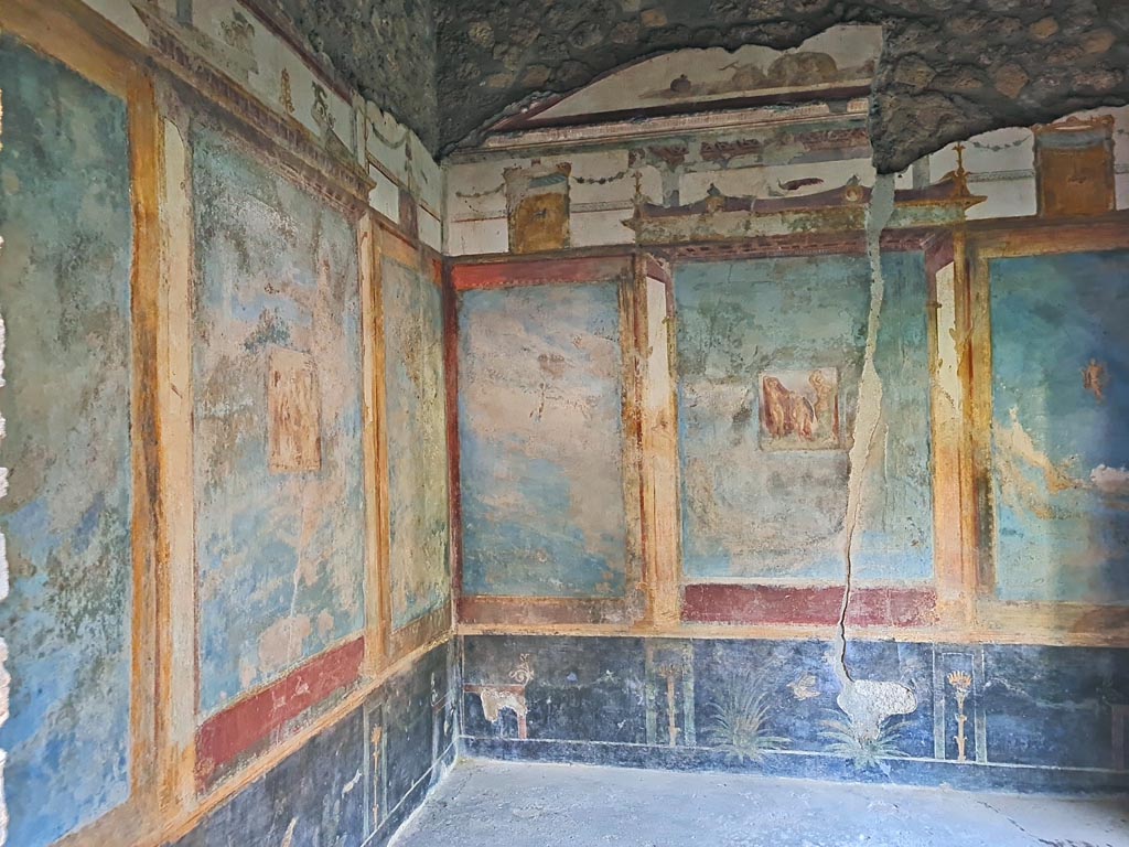 II.3.3 Pompeii. March 2024. Room 10, looking south along east wall from entrance doorway. Photo courtesy of Giuseppe Ciaramella.