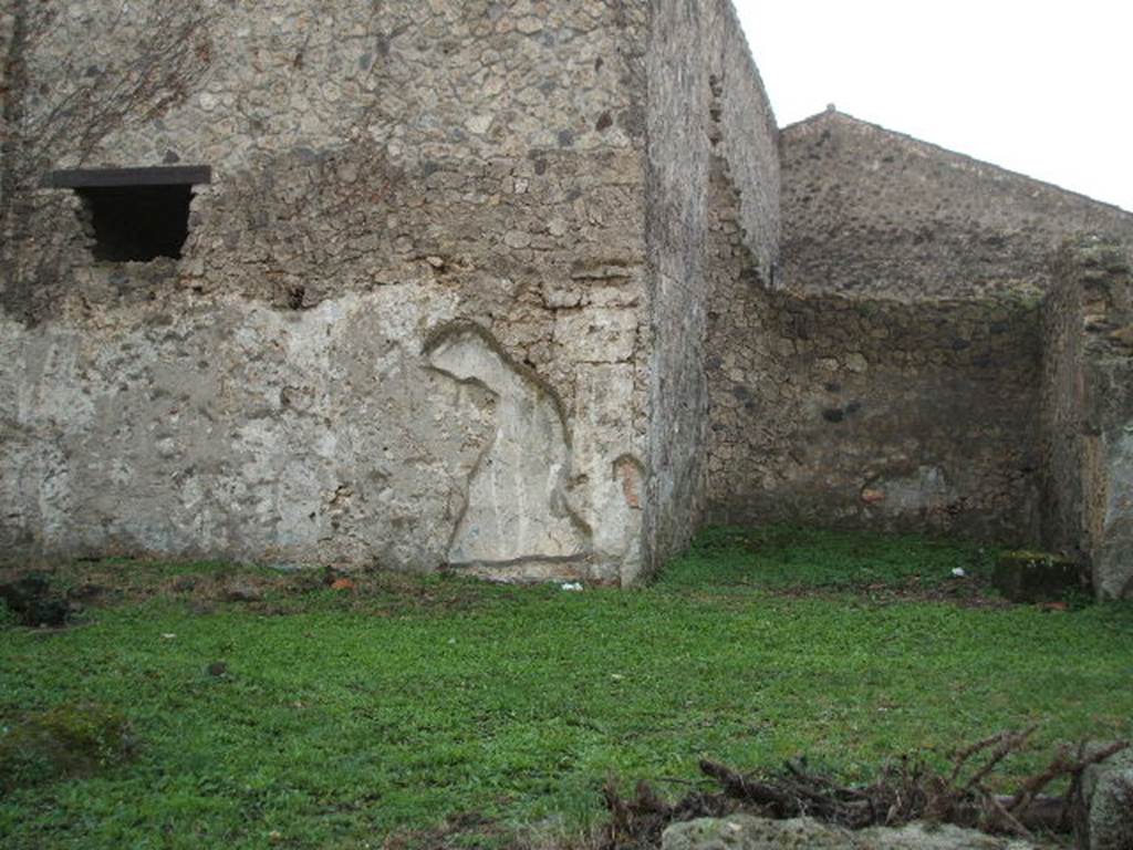 II.3.4 Pompeii. December 2004. Looking west across atrium towards ala.