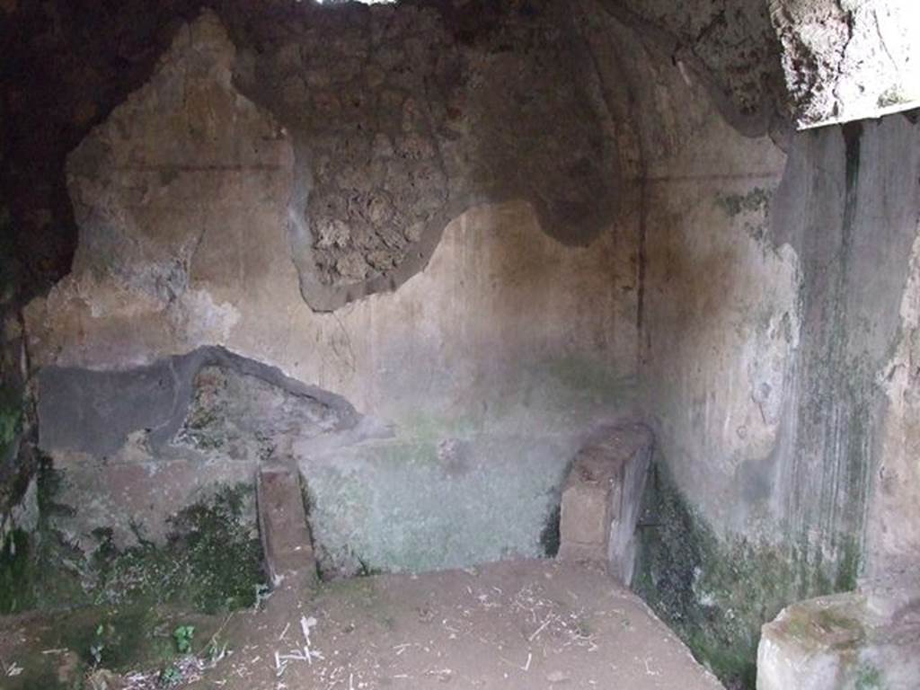 II.4.6 Pompeii.  December 2006. Latrine