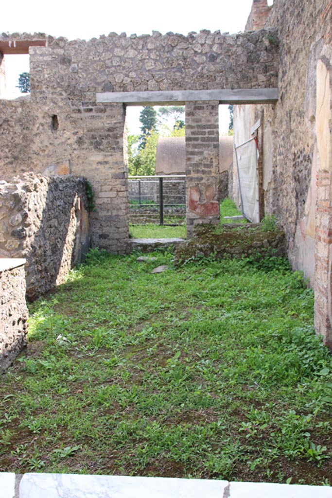 II.4.7 Pompeii. October 2022. Looking south across bar-room. Photo courtesy of Klaus Heese