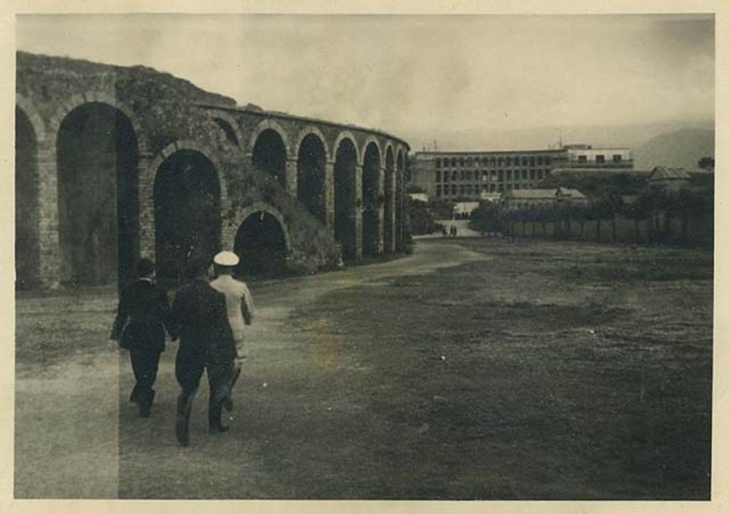 II.6 Pompeii. 4th October 1937. Looking south along west side, from near double entrance stairway.  Photo courtesy of Rick Bauer.
