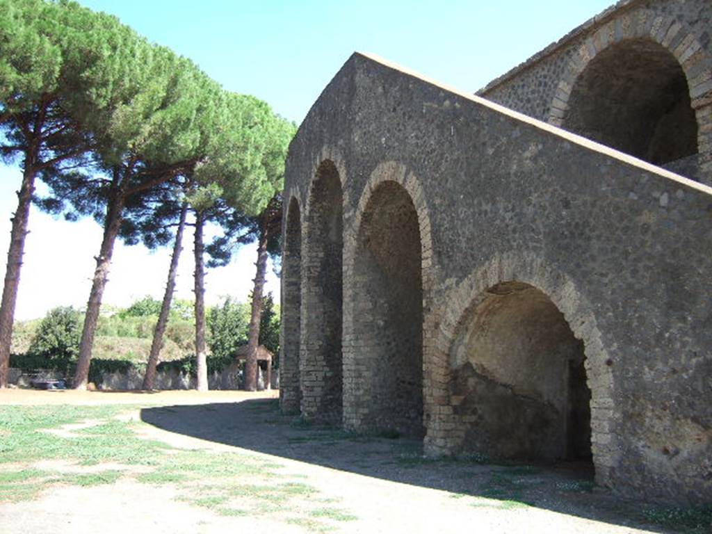 II.6 Pompeii. September 2005. Amphitheatre, south side of north-west double staircase.