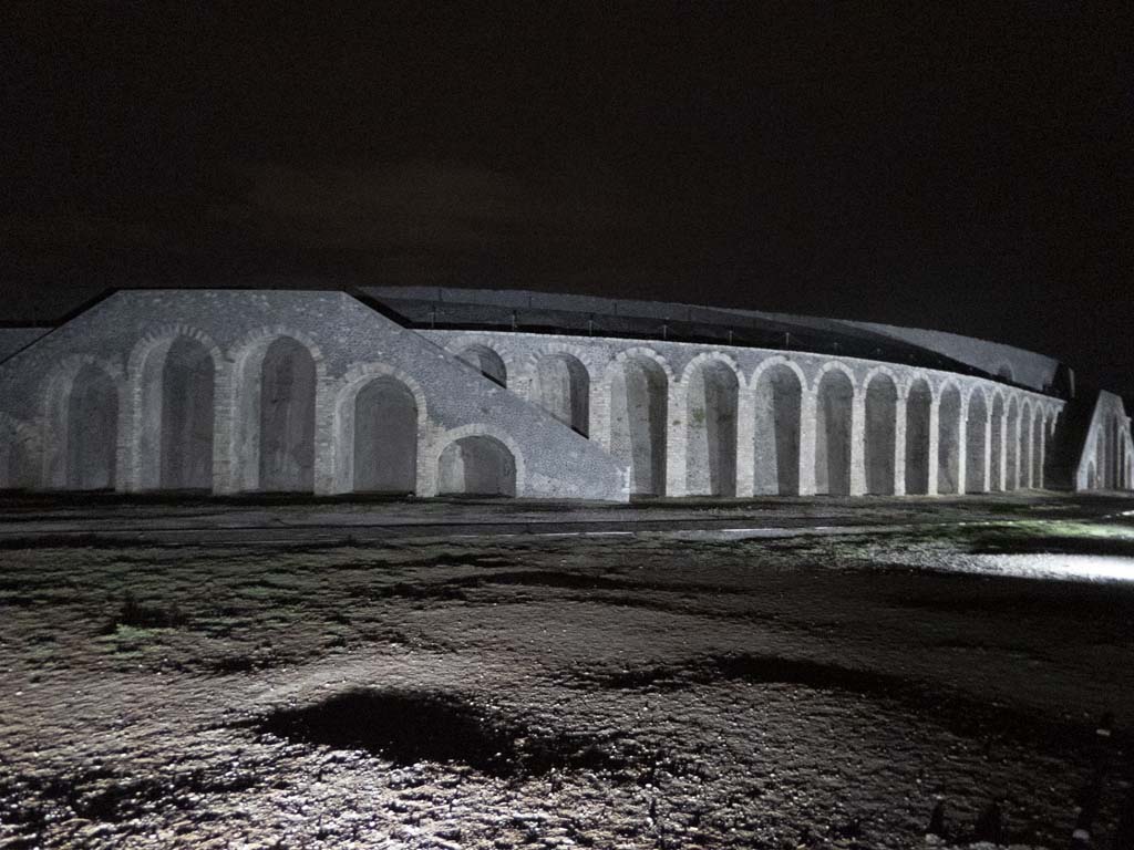 II.6 Pompeii. September 2017. North end of Amphitheatre, looking south-east from between II.4 and II.5 at night. 
Foto Annette Haug, ERC Grant 681269 DÉCOR.

