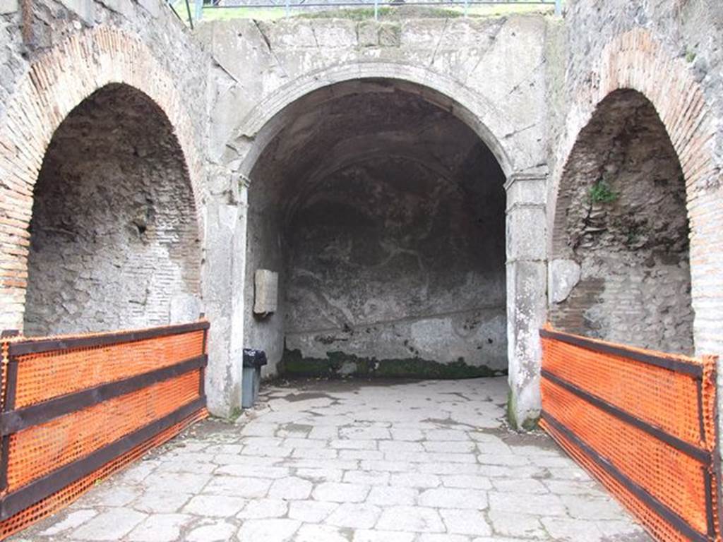 II.6 Pompeii. December 2006. Exit to the south-west from Amphitheatre, looking south.