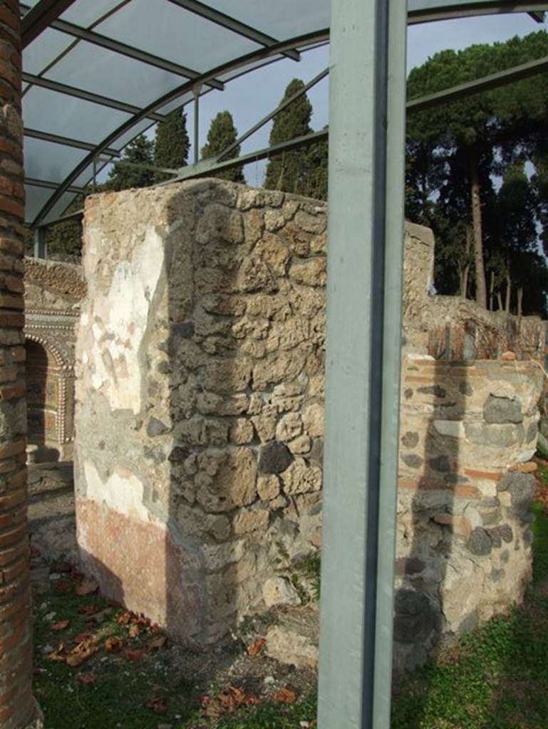 II.9.7. Garden entrance to House of Summer Triclinium.  December 2007.  West and south face of south fountain.