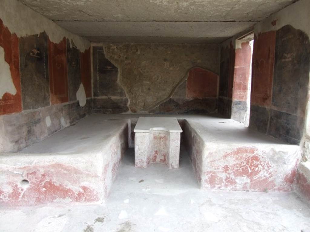 III.4.3  Pompeii.  March 2009. .   Room 3. Triclinium.  Looking west.