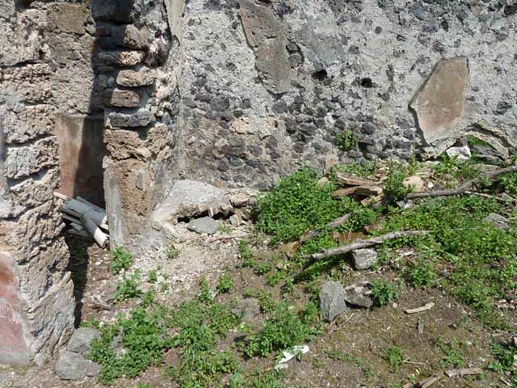 III.8.4 Pompeii. May 2010.  North-east corner of atrium, with door to small room.