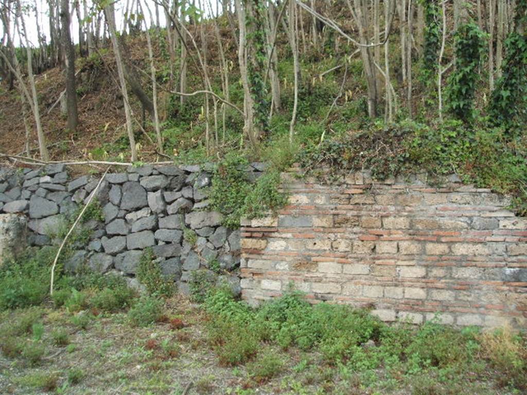 IV.4.d, Pompeii.  May 2005. Entrance.