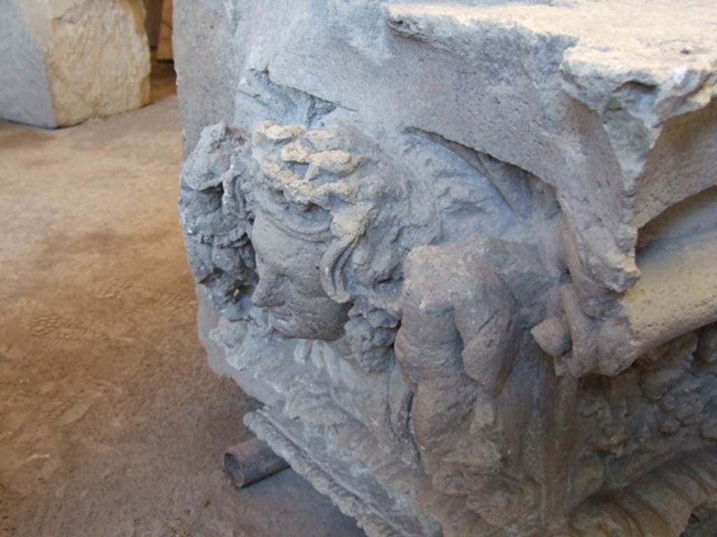 V.1.7 Pompeii. Entrance capital. Now in storage at VII.7.29 Forum granary market.