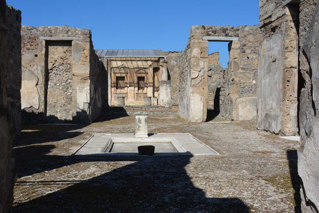 V.1.7 Pompeii. January 2017. Room 1, looking north across flooring in atrium towards impluvium. 
Foto Annette Haug, ERC Grant 681269 DÉCOR.
