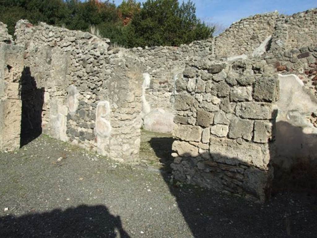 V.2.10 Pompeii. December 2007. East side of atrium looking at doorways to rooms 4, 5 and 6.